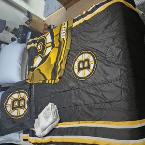 Boston Bruins Twin Bed Set